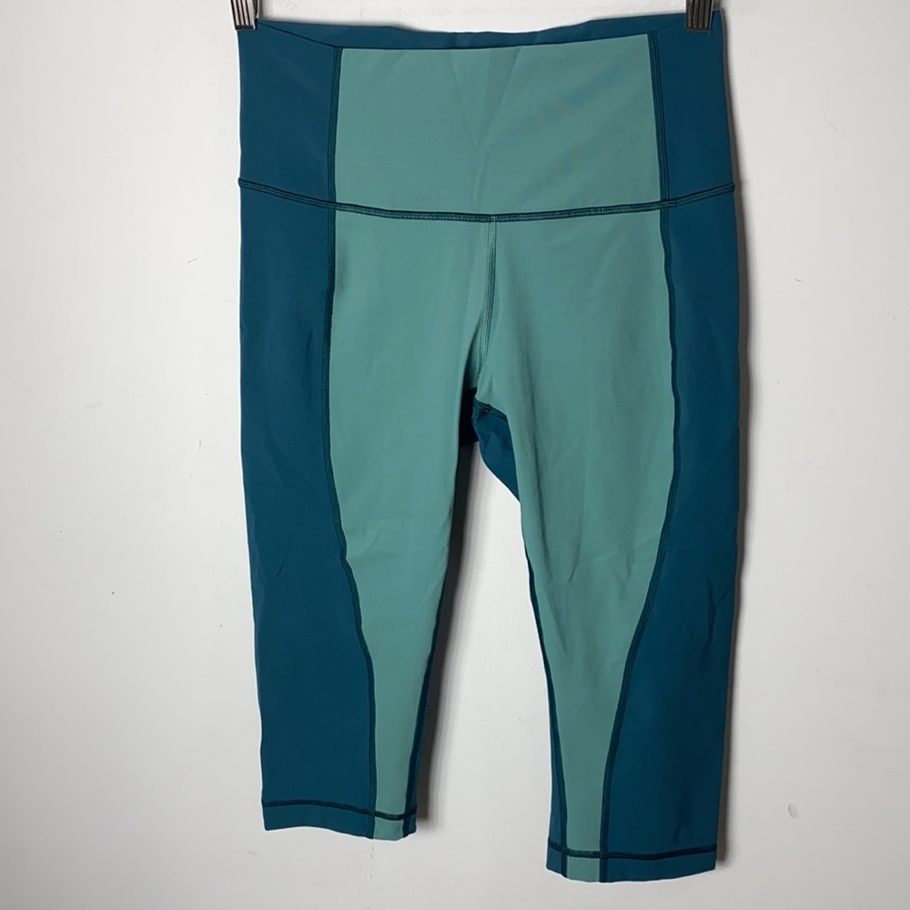 Lululemon Wunder Under Crop Curve Frosted Pine - image 4